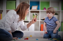 Corso di formazione a distanza sul Parent Training, a cura di Laura Canis, psicologa e esperta di sostegno alla genitorialità